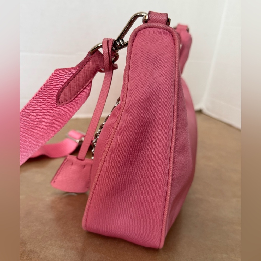 Prada Re-edition 2005 Nylon Shoulder Bag in Begonia Pink - Picture 13 of 16
